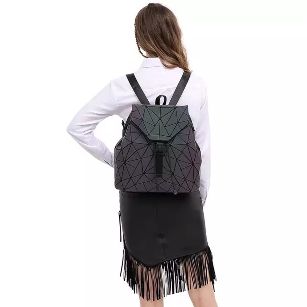 Holographic Backpack Reflective Luminous NEW . - Picture 4 of 8